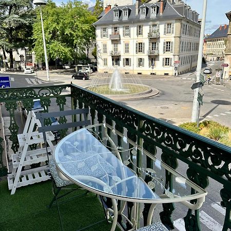 Appartement D Exception 100M2 Avec Parking - Centre Historique Chambéry Exterior photo